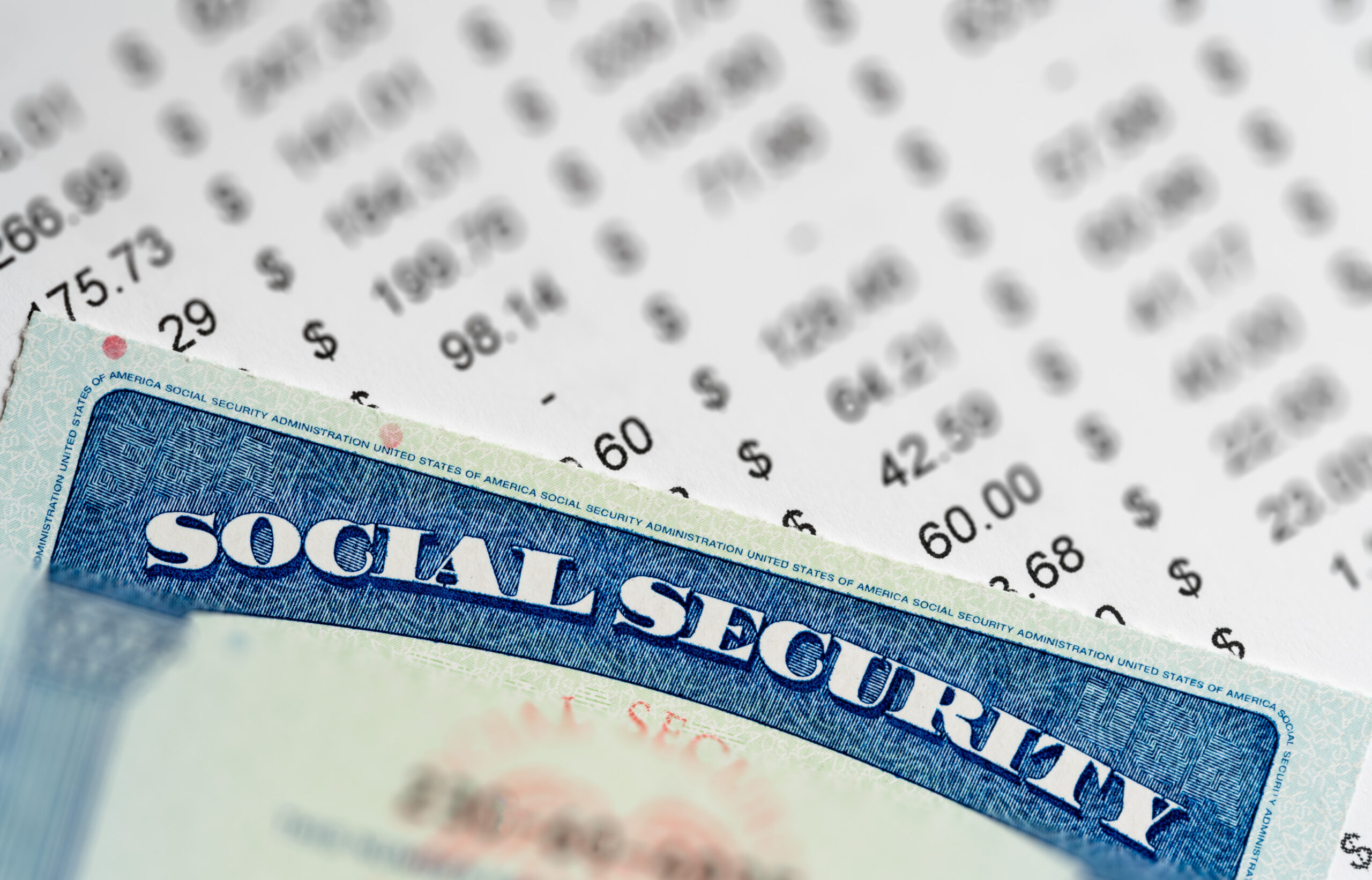USA Social Security Card on calculations of income for retirement