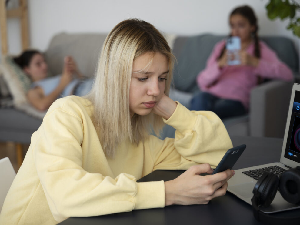 Meta Hooks Young Users Meta Hooks Young Users